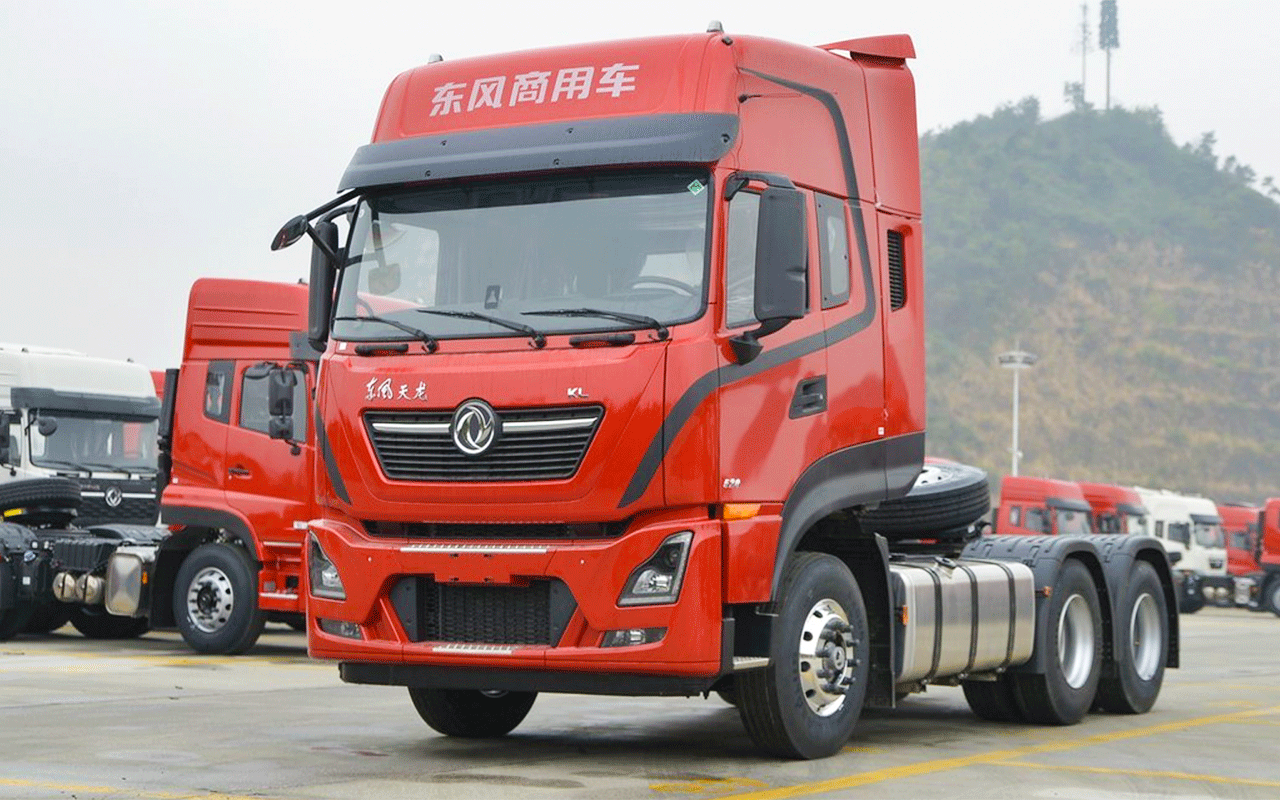 東風(fēng)天龍KL牽引車/孖拖/6*4牽引車