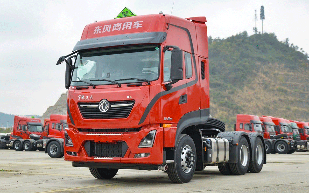 天龍KL危險(xiǎn)品牽引車