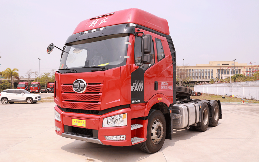 一汽解放J6P經(jīng)典版460馬力牽引車(chē)