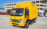 东风多利卡4.2米蓝牌厢式车