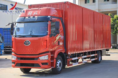 2026款解放J6L单桥9.8米260马力厢式运输车