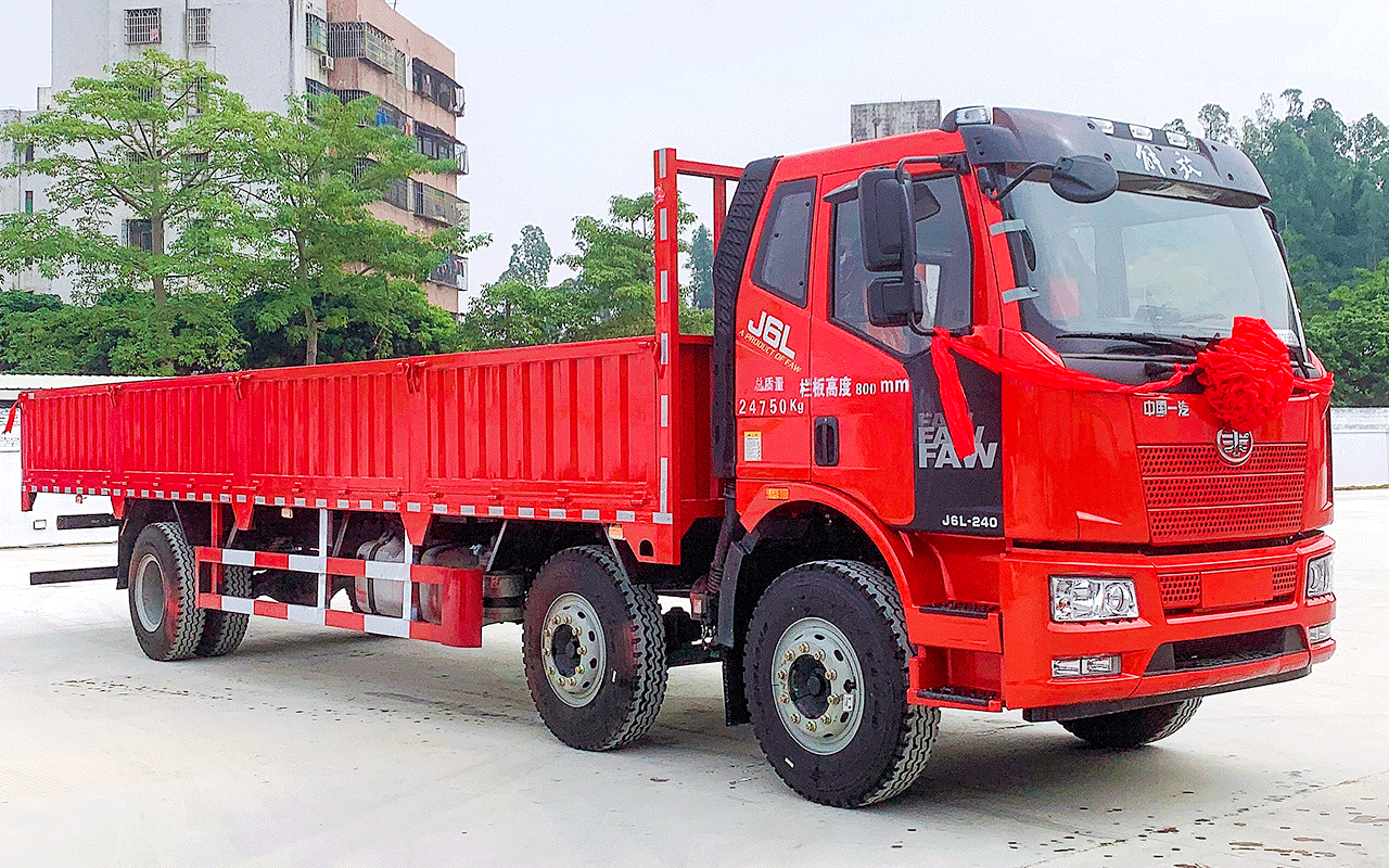 解放前四后四9.6米栏板车