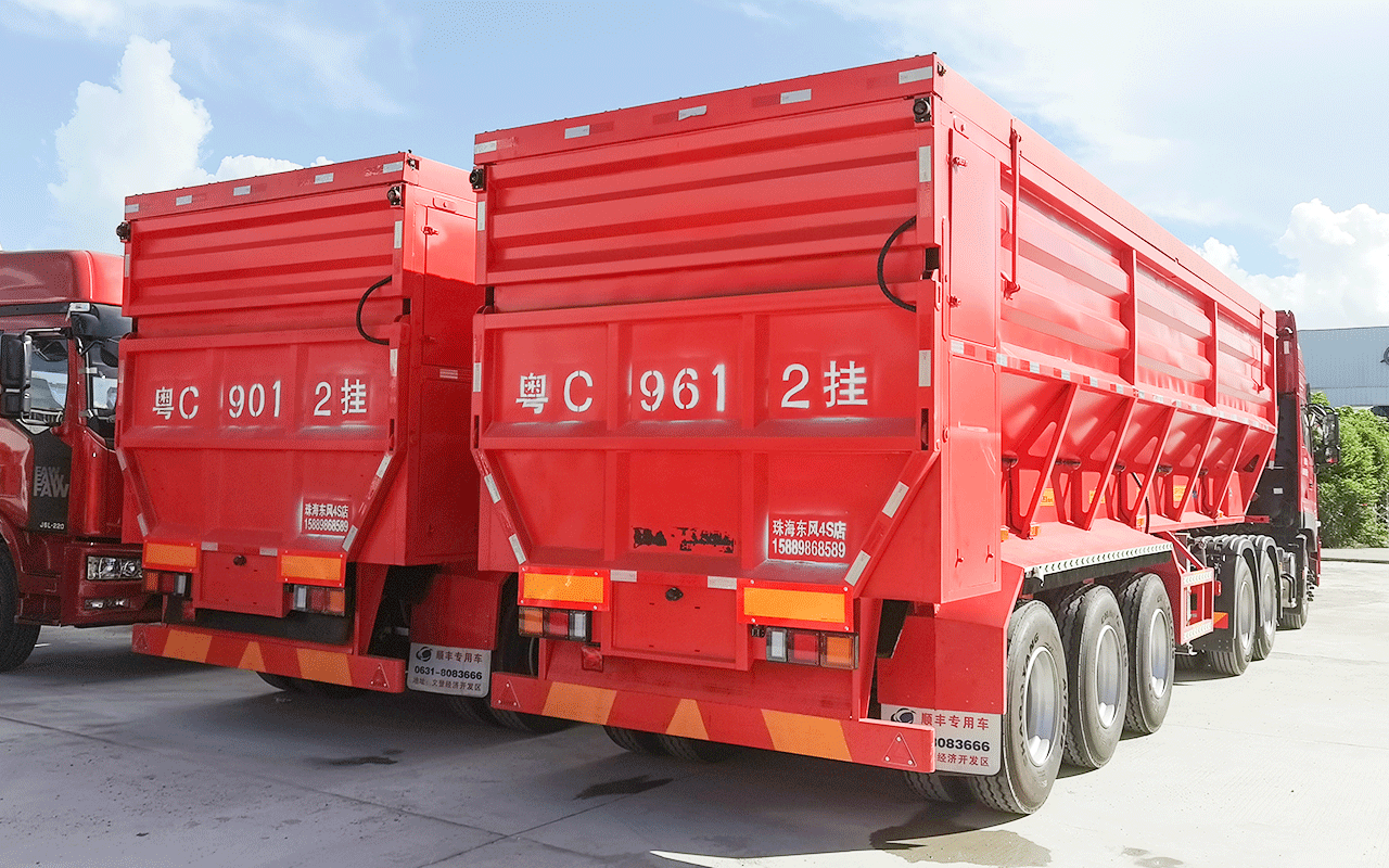 履带自卸车挂车