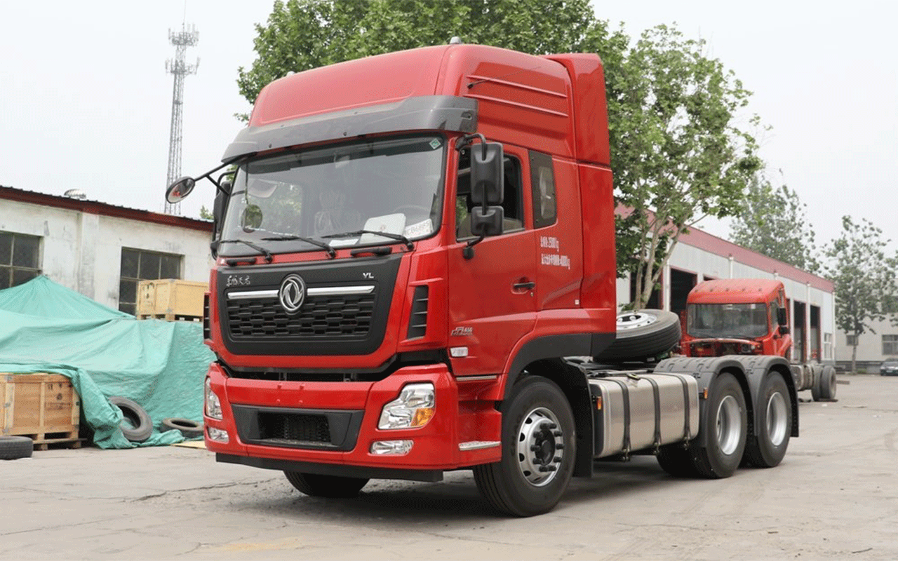 东风天龙VL牵引车/孖拖/6*4牵引车