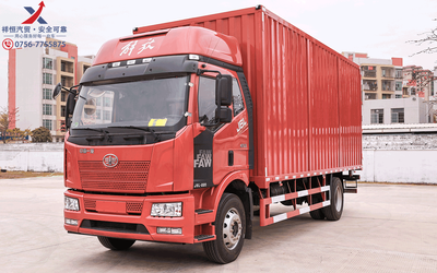 一汽本部原厂解放J6L高顶双卧四缸6.8米厢式车