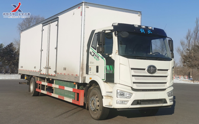解放J6L单桥9.6米纯电新能源厢式运输车